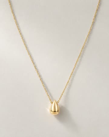 Pendant, product photo